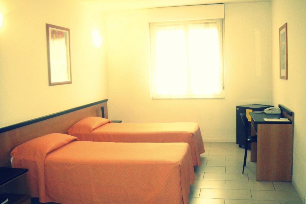 Hotel Scala Nord Milan Bilik gambar